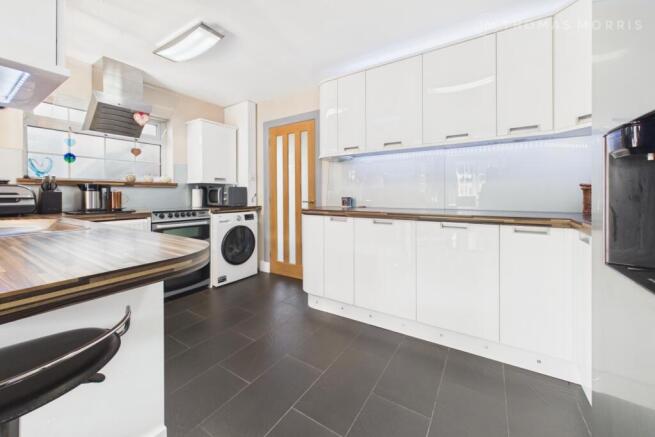 Manor Close, Langford, Central Bedfordshire, SG18 photo 3