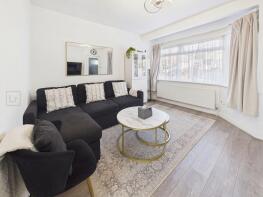 10, Chelston Road, Ruislip HA4 9SB
