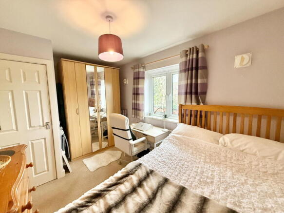 2 bed Terraced for sale Image 11