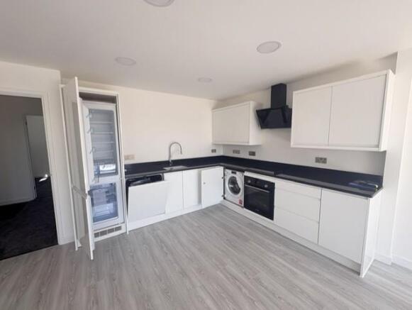 astonmews106.jpg