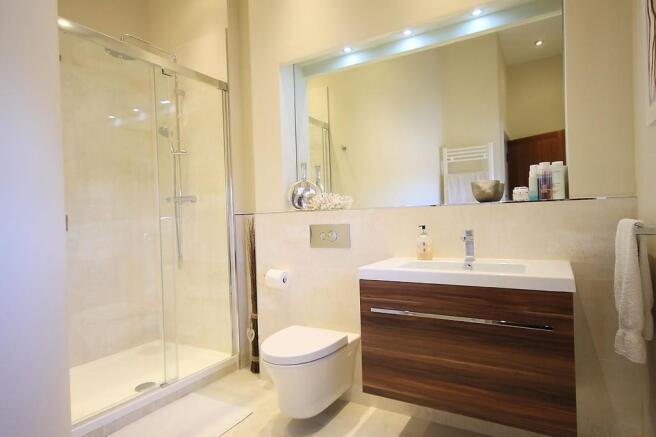 REFITTED EN-SUITE
