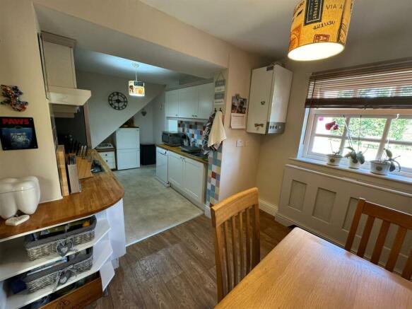 BREAKFAST KITCHEN