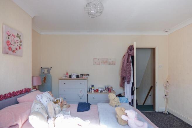2 bed Terraced for sale Image 8