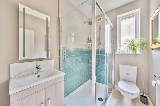 Shower Room.jpg