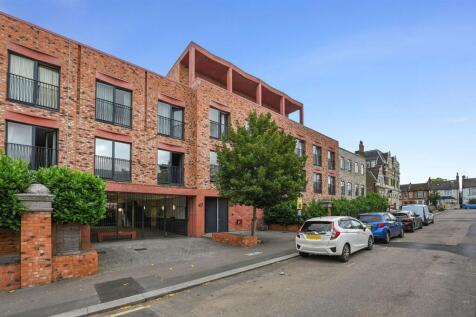 Gainsford Road, London, Walthamstow