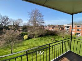 Flat 11, Dorchester Court, Dorchester Road, Solihull B91 1LL