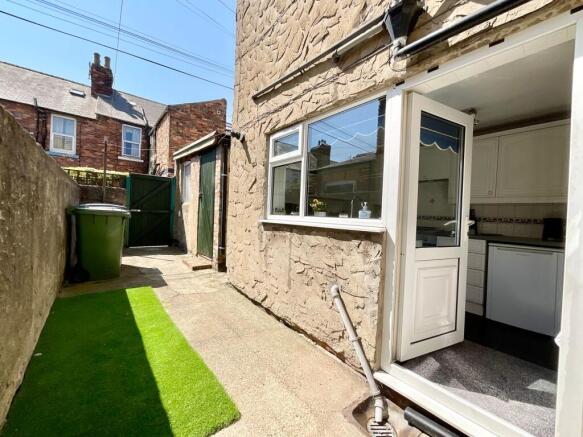 2 bed Terraced for sale Image 10