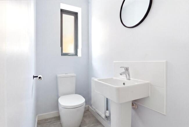 2 bed Semi-Detached for sale Image 8