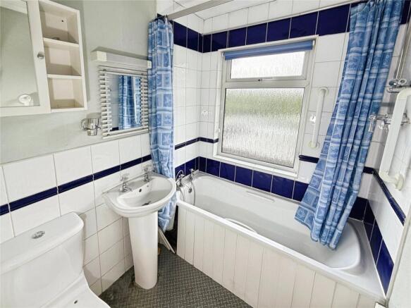 3 bed Semi-Detached for sale Image 5