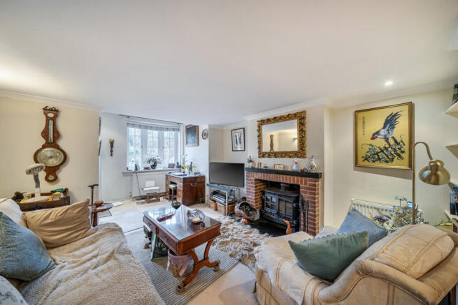 1418941-9-69a16ee...