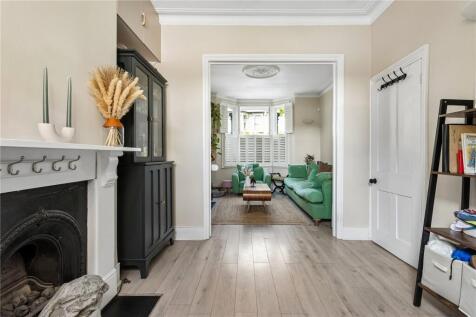 Roding Road, London, E5