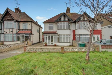 Watford Way NW4