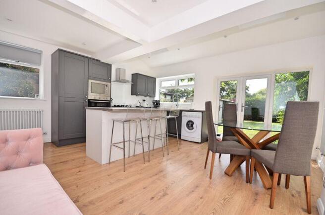 Kitchen/Living...