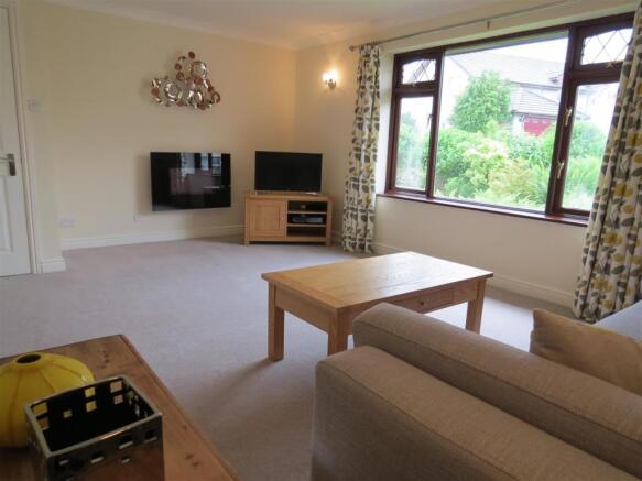 Lounge: