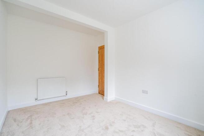 2 bed Flat to rent Image 7