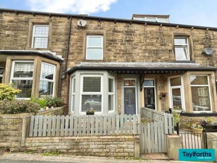 Park Avenue, Barnoldswick, BB18
