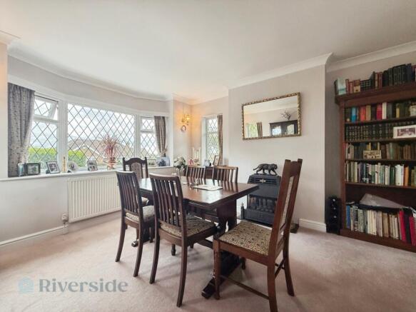 2 bed Semi-Detached Bungalow for sale Image 5