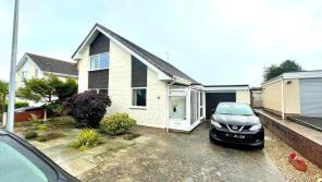 2, Hill View Close, Llanrhos, Llandudno LL30 1SL