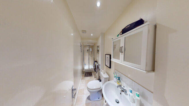 7 bed Terraced to rent Image 4