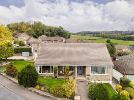 Meadowcroft, Hill Crest, Collingham, Wetherby LS22 5DN