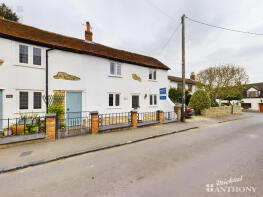 4, South End, Aylesbury HP17 8BH