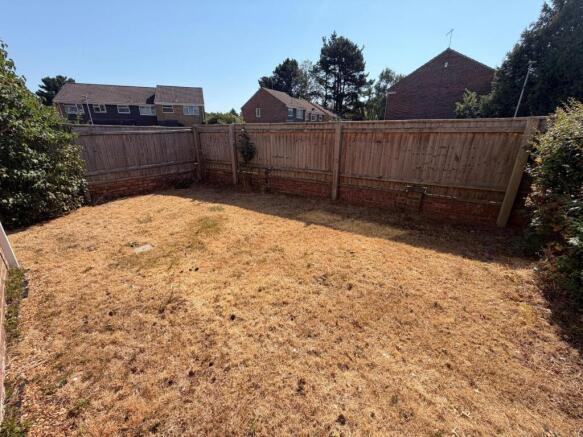 102 redhoave garden main.jpg
