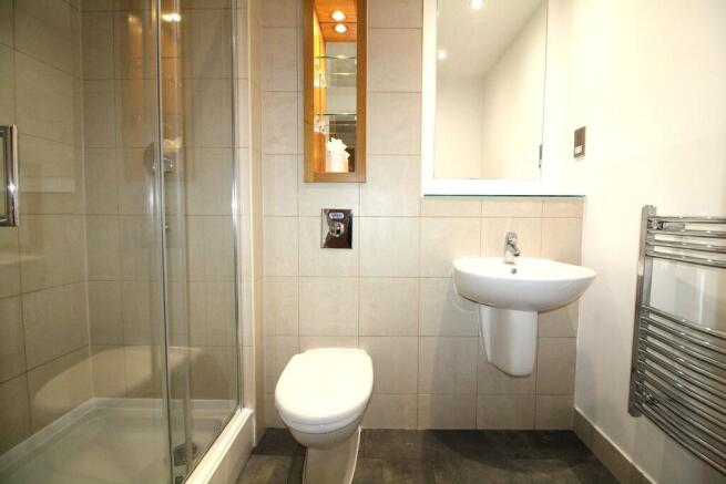 1 bed Apartment to rent Image 9