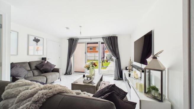 5 bed Detached for sale Image 5