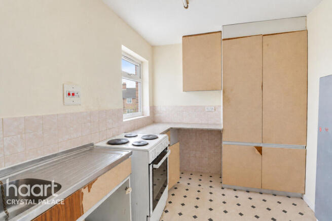 Beauchamp Road, Caterham Court, LONDON photo 3
