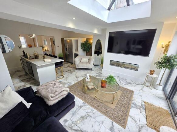 Family/Kitchen/Breakfast Room