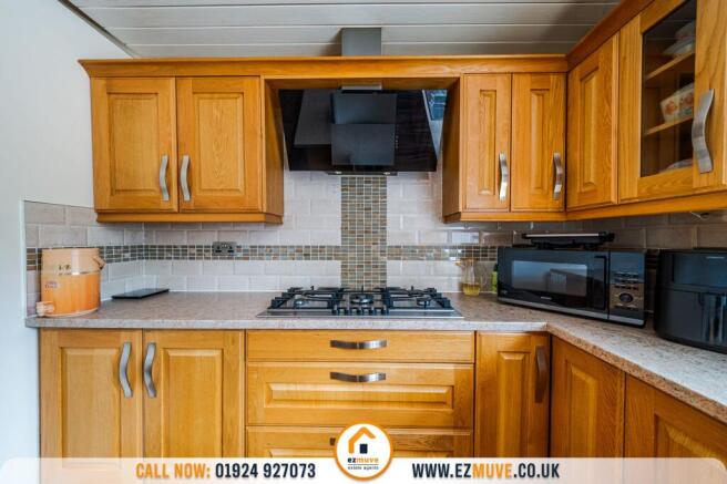 7 bed Semi-Detached for sale Image 8