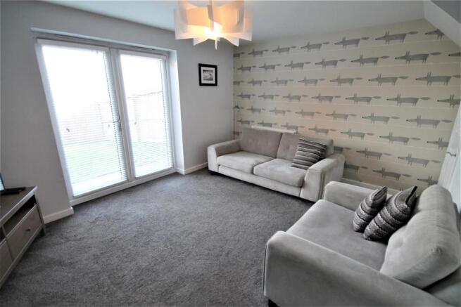 Further Living Room Image