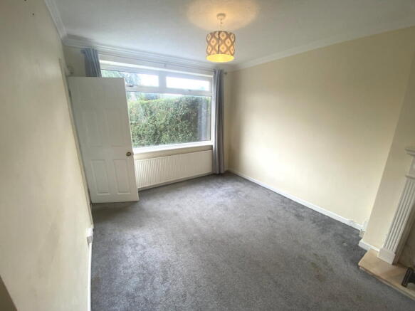3 bed Semi-Detached for sale Image 7