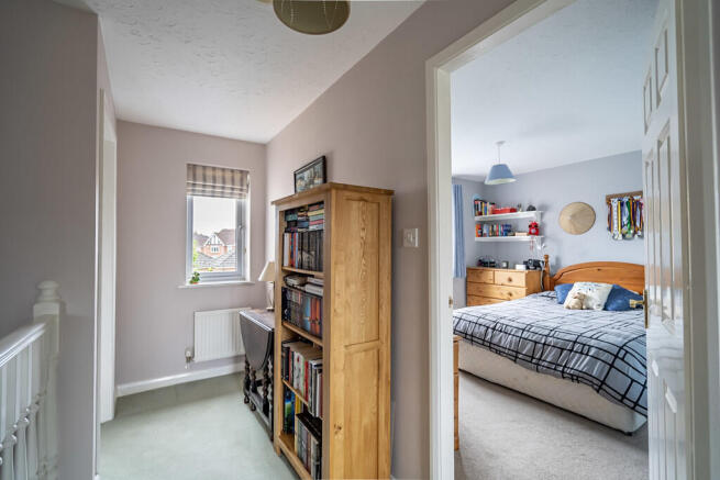 4 bed Detached for sale Image 12