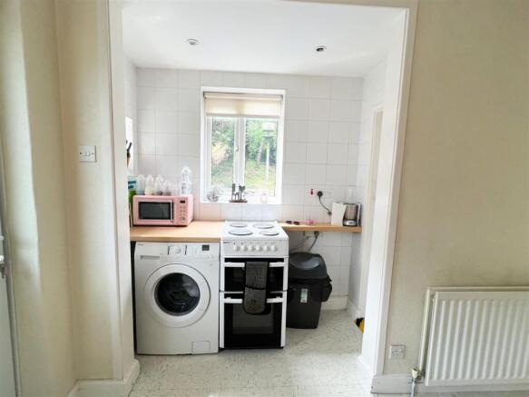 KITCHEN/BREAKFAST ROOM