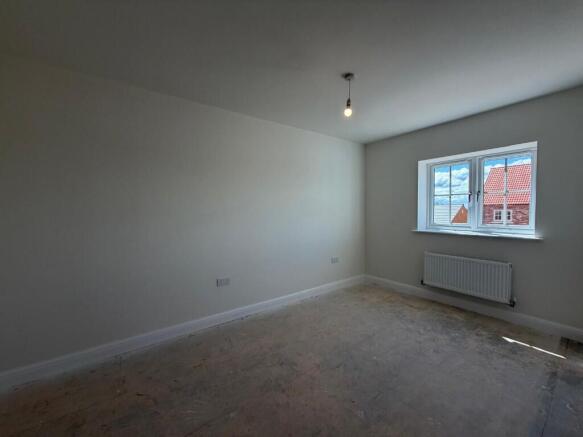 3 bed Semi-Detached for sale Image 7