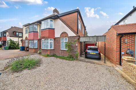 Glover Road, Pinner, HA5