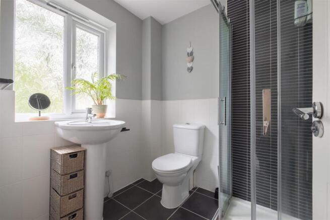 3 bed Terraced for sale Image 8