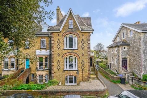 Archery Square Walmer