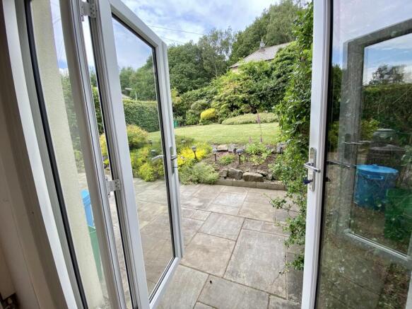 2 bed House to rent Image 12