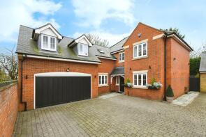 9, Hunters Chase, Ongar CM5 9DQ
