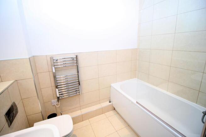 1 bed Flat to rent Image 6
