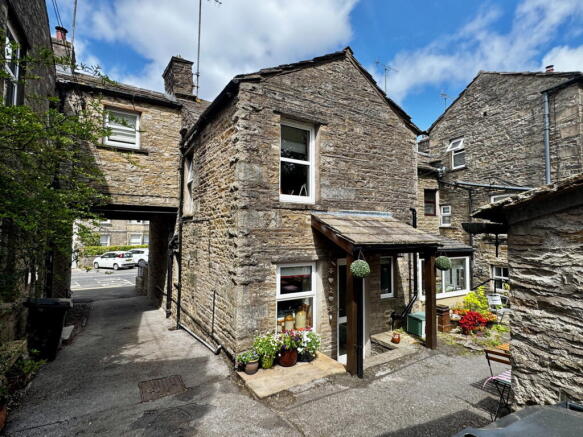 2 bed Cottage for sale Image 10