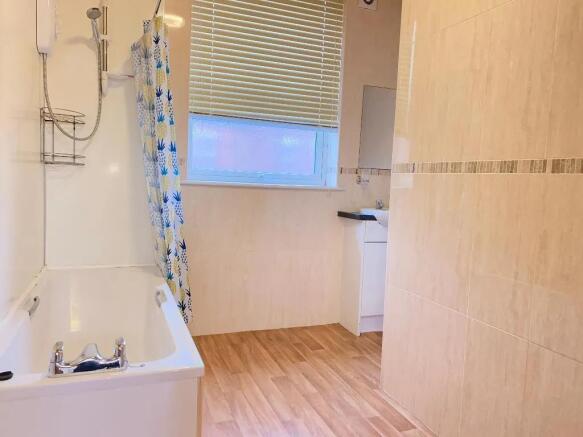 4 bed House Share for sale Image 3