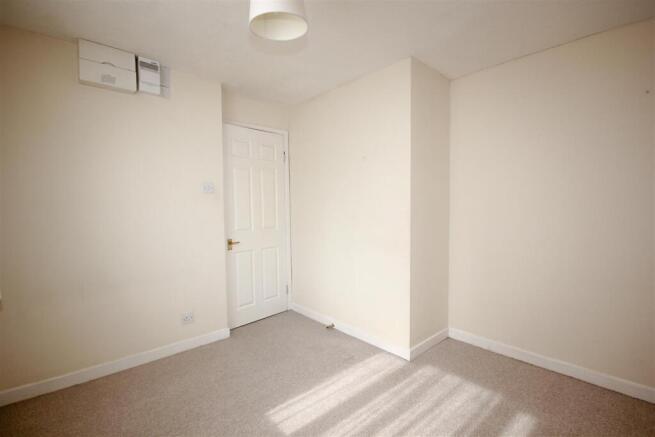 Bedroom..jpg