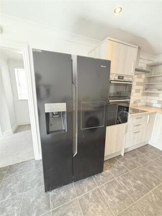 4 bed End of Terrace to rent Image 7