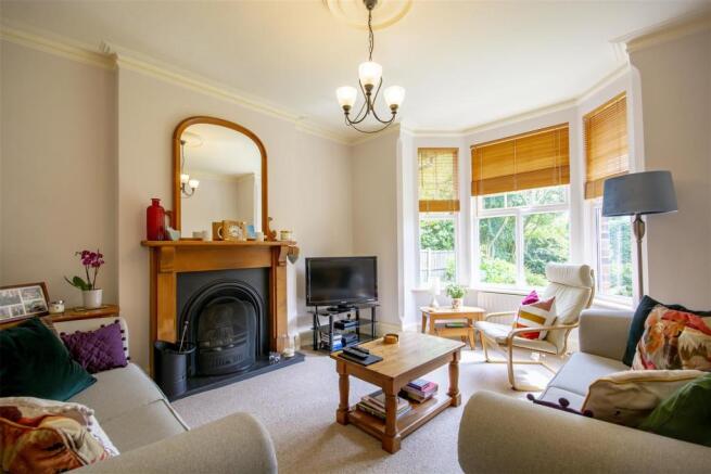 Lounge/Sitting Room