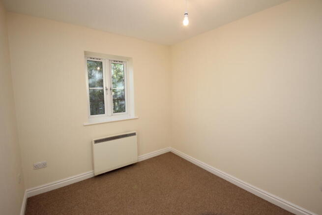 2 bed Apartment to rent Image 7
