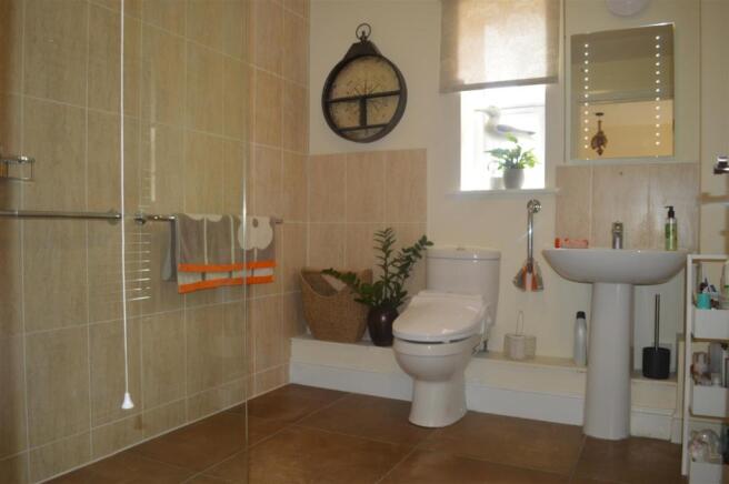 WET ROOM & WC