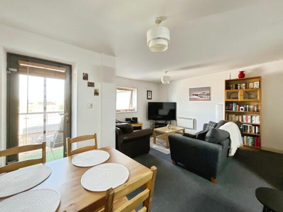 1 bed Apartment for sale Image 6